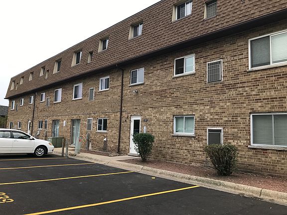 4th image of 9473 Bay Colony Dr APT 1W