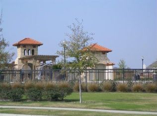 332 Fossil Bridge Dr, Fort Worth, TX 76131
