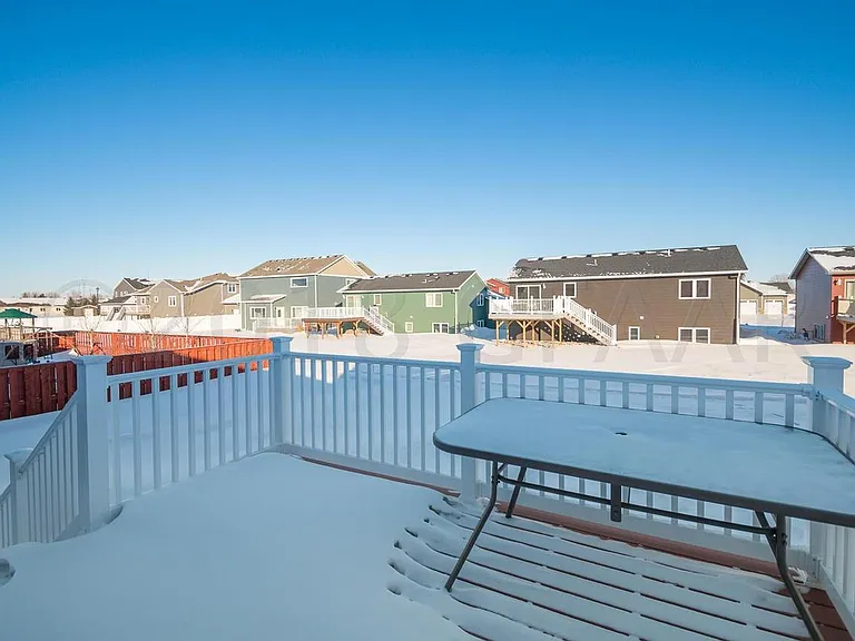 5461 Mac Dr — Photo 17