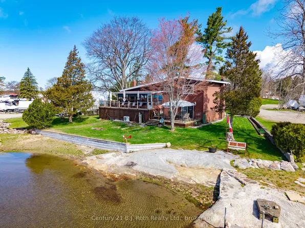 41 Brandys Island Rd, Georgian Bay, ON L0K 1S0