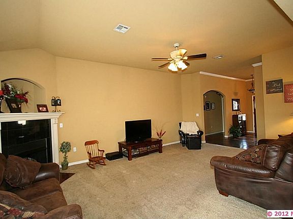 4th image of 22515 Riverwood Dr
