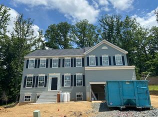 3574 Clinton Ross Ct, Triangle, VA 22172