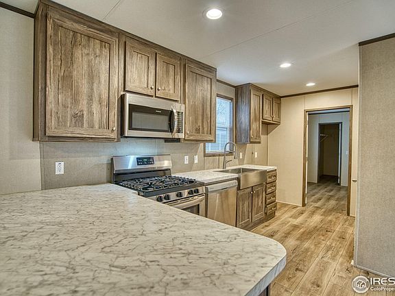 4th image of 3109 E Mulberry St #6