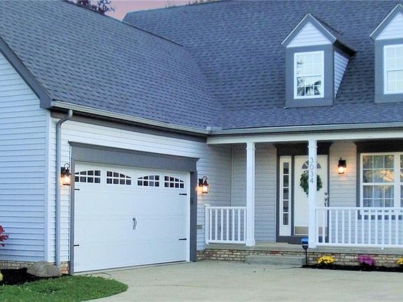 3rd image of 3034 Van Aken Blvd