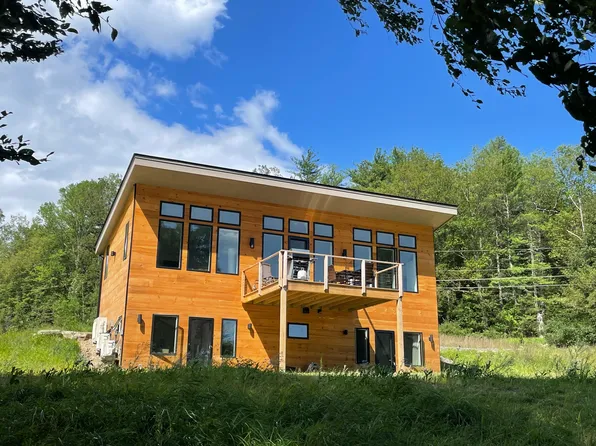 (undisclosed Address), Kerhonkson, NY 12446