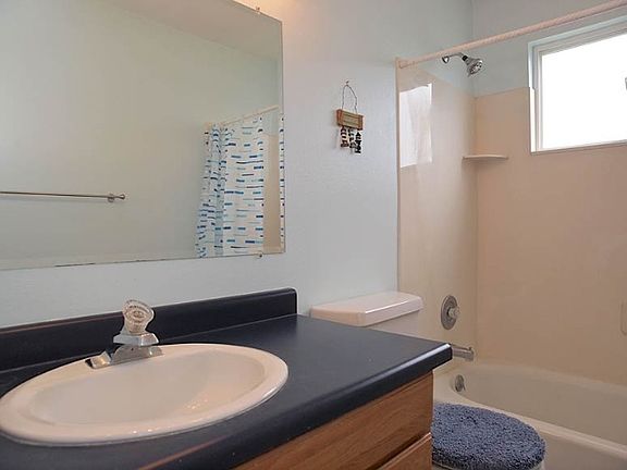 4th image of 1002 W River Walk Dr