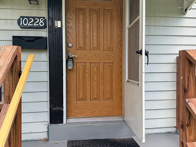 10228 Saint Richard Ln — Photo 9