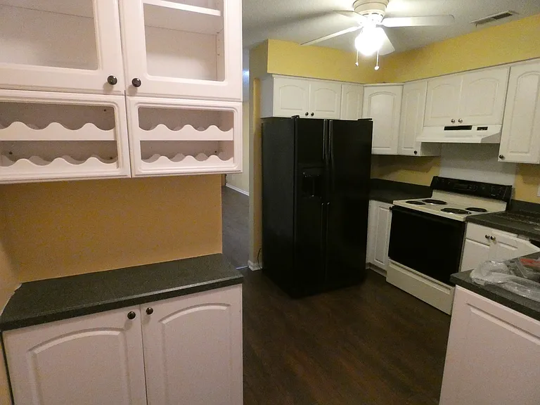 3605 Pine Knoll Dr — Photo 7