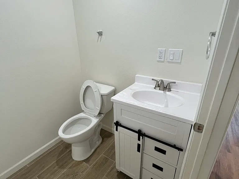 10944 Hickory St #1/2 — Photo 8