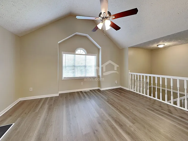 808 Grindstone Pl SW — Photo 7