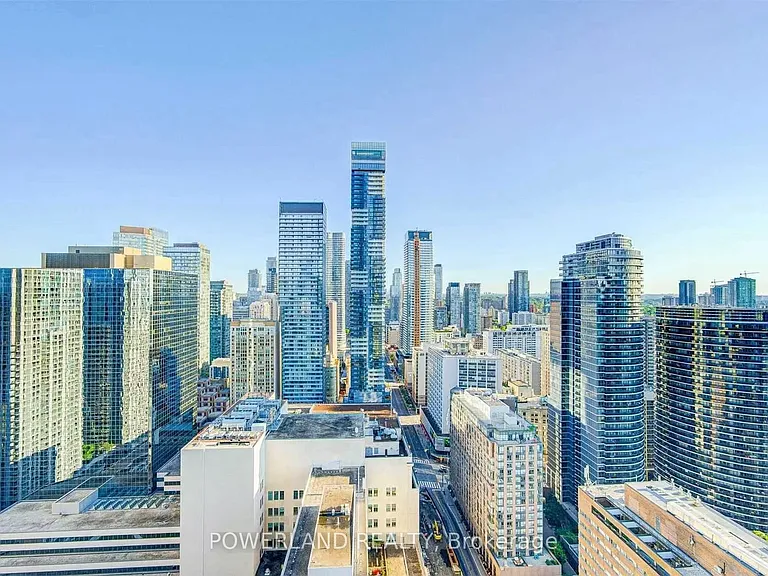 386 Yonge St #3401 — Photo 1