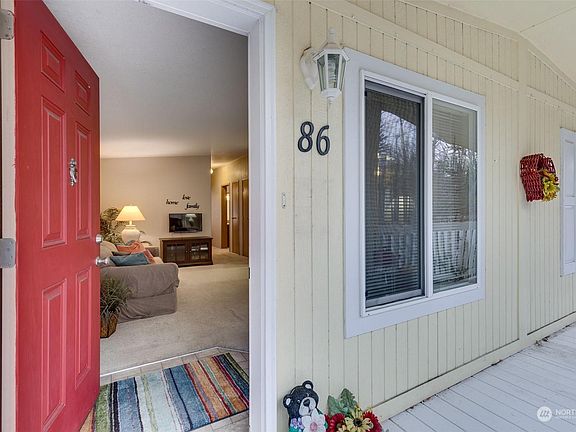 4th image of 11424 36th Dr NE Unit 86