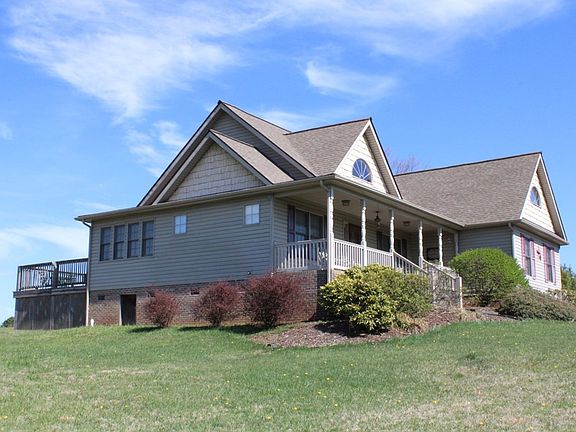 2nd image of 467 Deer Meadow Dr