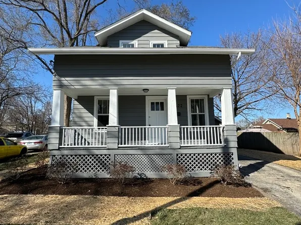 422 Jay St, Elgin, IL 60120