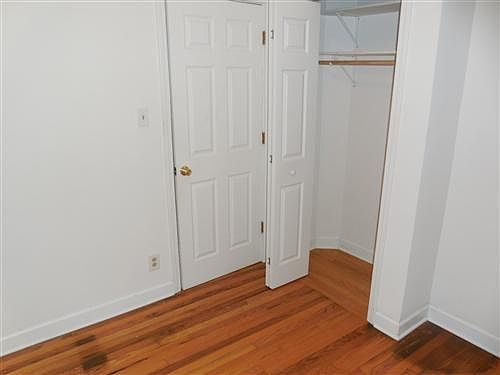 5th image of 1027 N Honore St #1RR