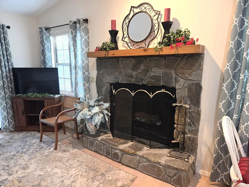 1 bed, 1.0 bath, $1,500 — Photo 4