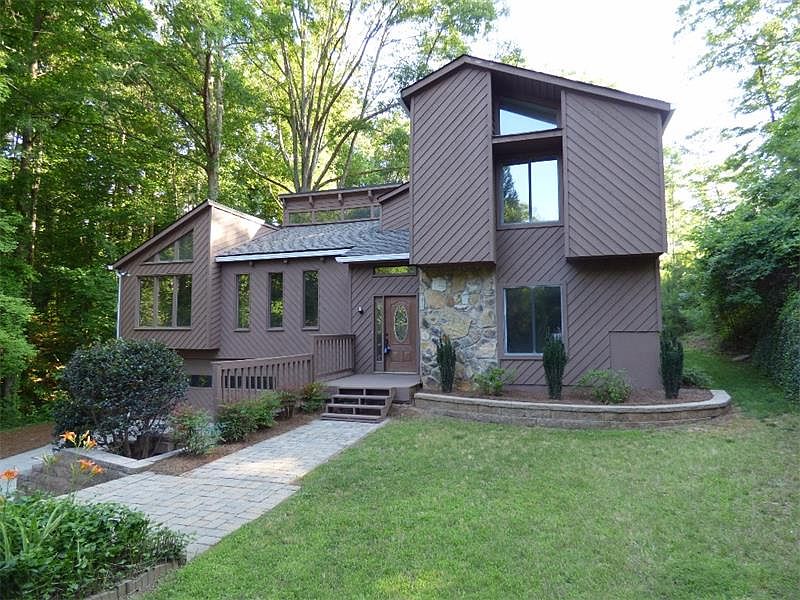 1st image of 3721 Northpoint Dr