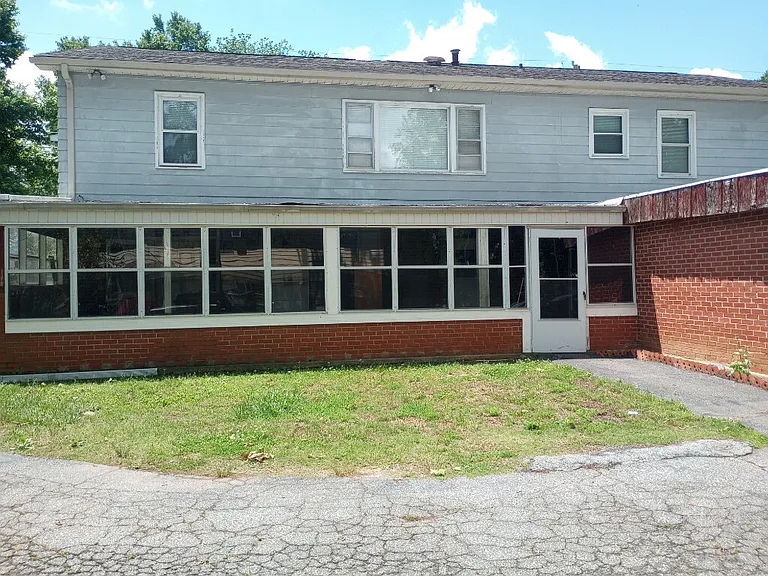 706 W Lee Rd #1 — Photo 9