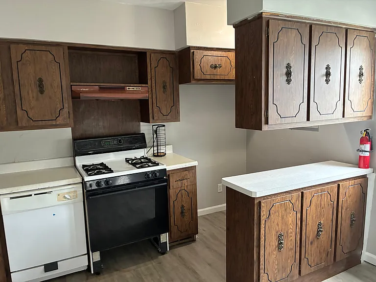 1102 Valley St #B — Photo 31