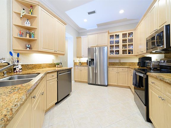 4th image of 5746 NW 120th Avenue