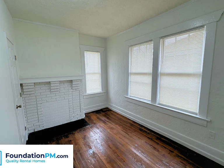 914 Garland St — Photo 8