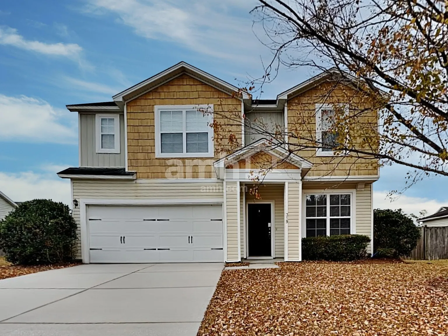 4 bed, 2.5 bath, 1940 sqft, $2,450 — Photo 1
