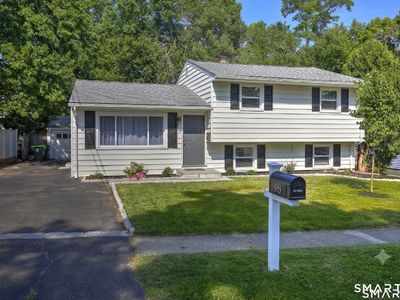 98 Youngstown Road, Fairfield, CT, 06824
