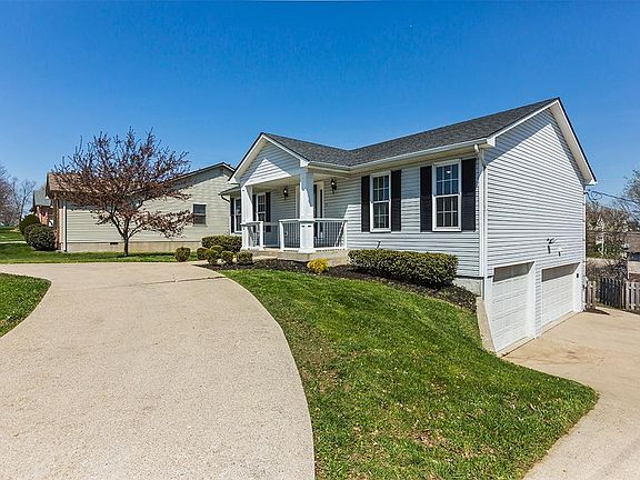2nd image of 213 Applegrove Dr