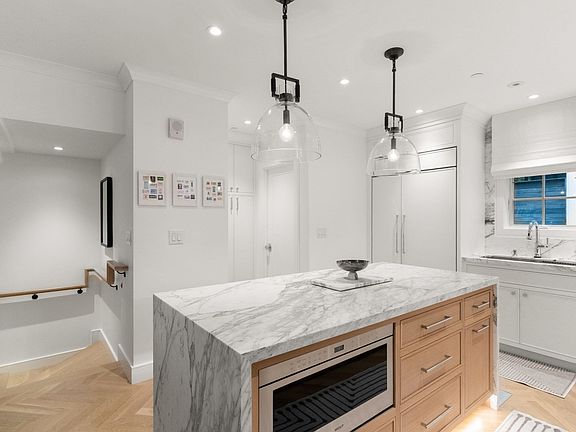 5th image of 255 W 3rd St #255