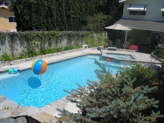3rd image of 11568 Dellmont Dr