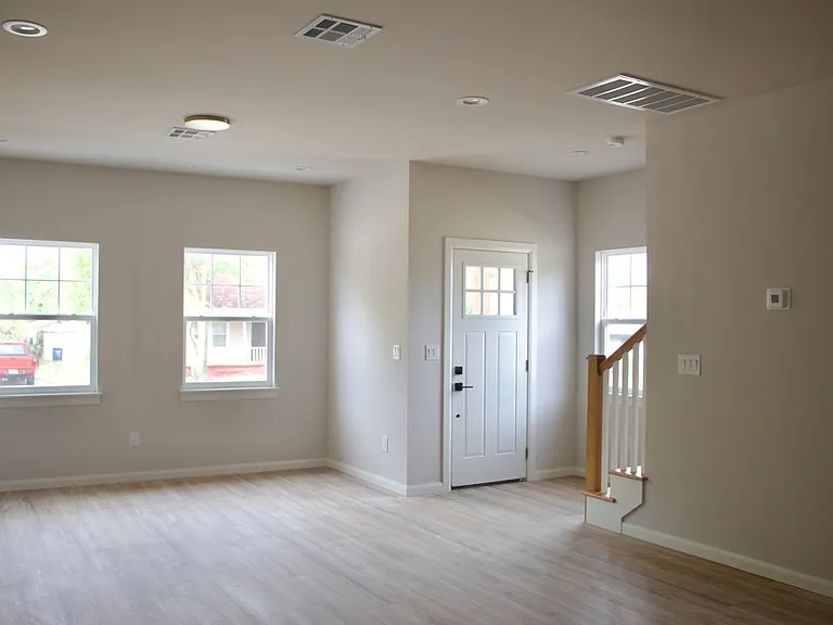 2304 E 4th Pl #1 — Photo 9