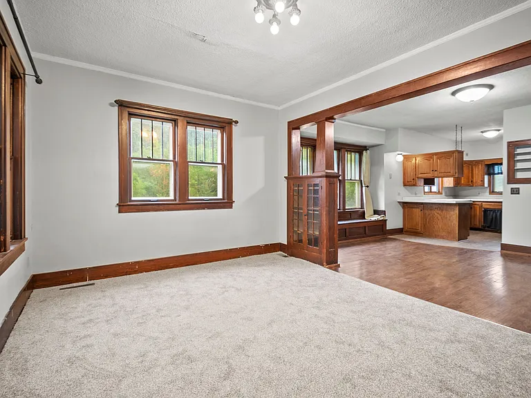 820 S Grove Ave — Photo 9