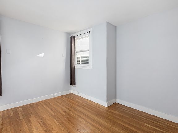 2nd image of 985 Pine St APT 16