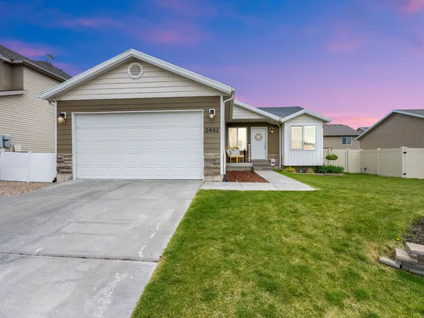 2442 E Hitching Post Dr, Eagle Mountain, UT 84005
