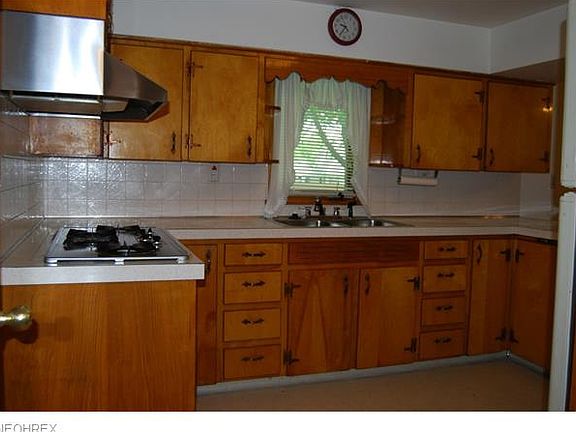 5th image of 5563 Red Apple Dr