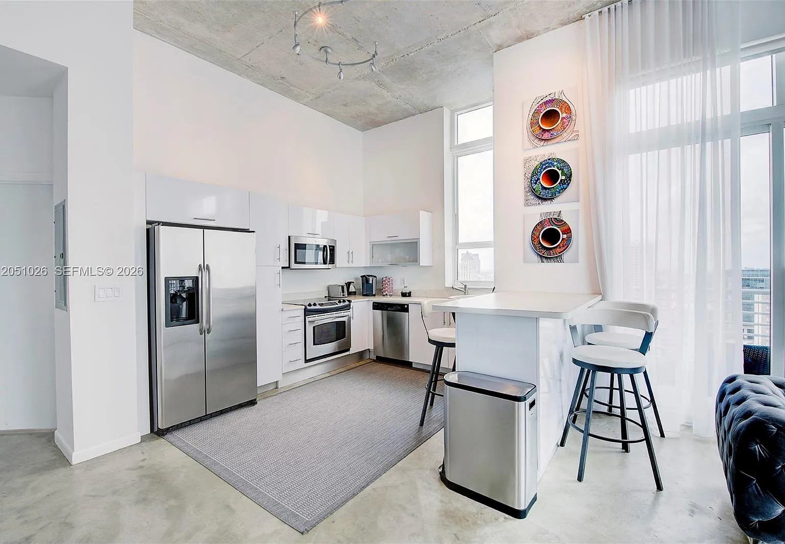 The Loft Downtown Condo — Photo 4