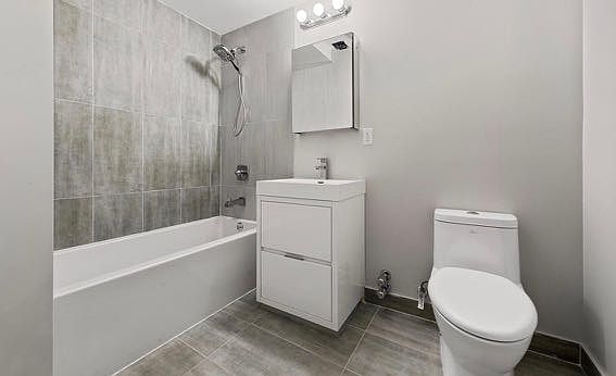 4th image of 232 E 18th St #4D