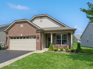 2630 Venetian Ln, Elgin, IL 60124