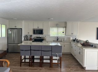 14 Pakalana Pl, Hilo, HI 96720