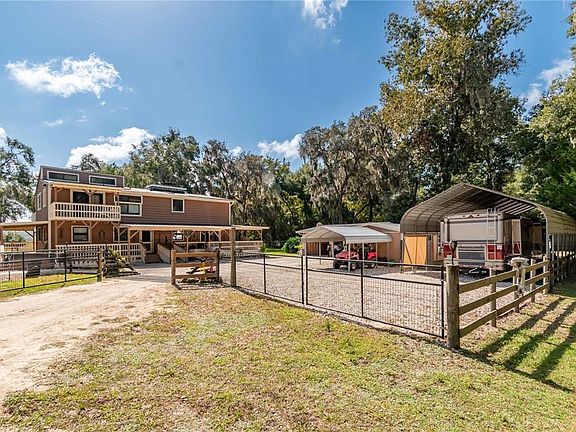 3rd image of 15615 NE 21st Avenue Rd