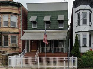 102 Ferry St, Jersey City, NJ 07307