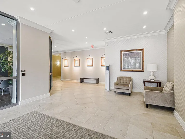 2451 Midtown Ave #1007 — Photo 39