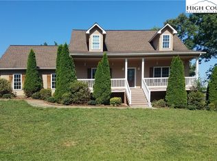 113 Deer Ridge Dr, Hudson, NC 28638