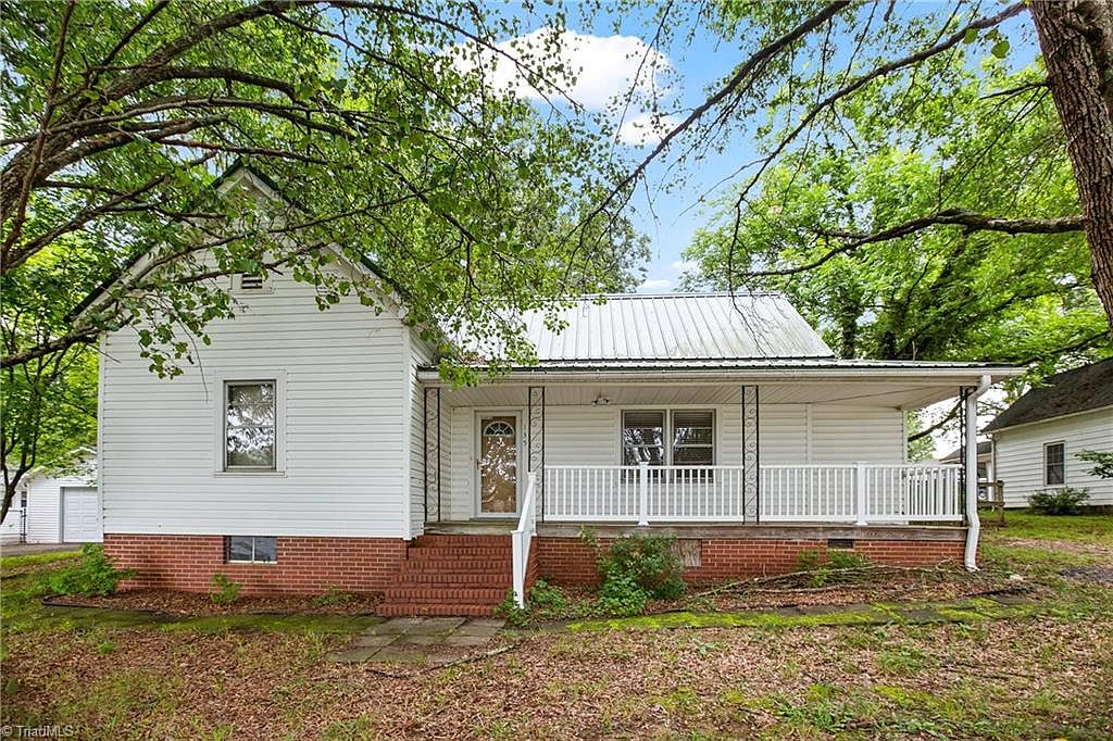 135 Erwin St, Cooleemee, NC 27014 Zillow