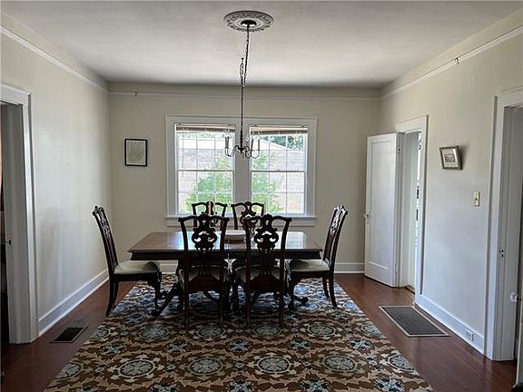 4th image of 8118 Green St