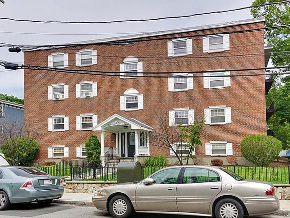 3rd image of 48 Coffey St APT 5C