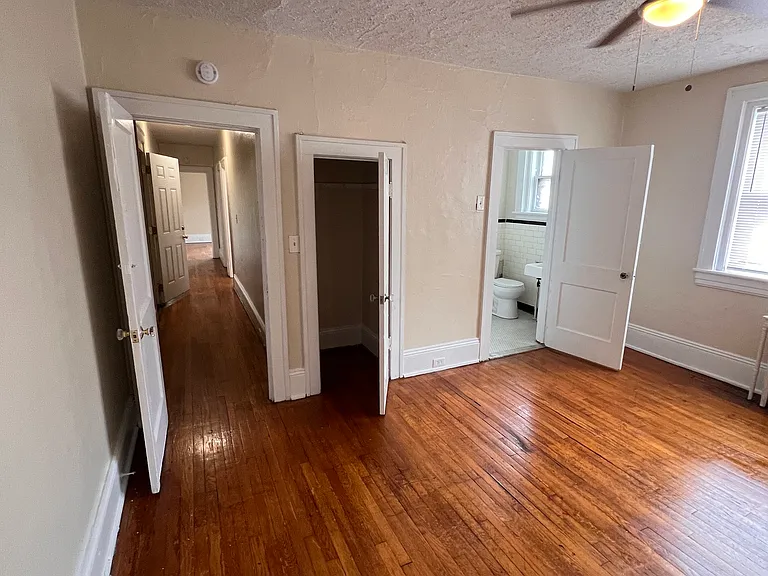 119 Albemarle Ave SW #B2 — Photo 9