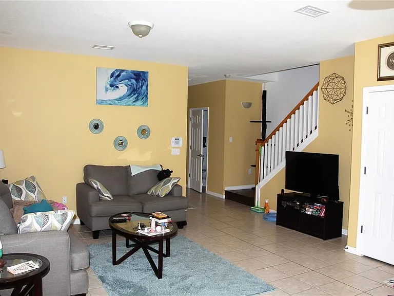 319 Summer Clouds Pl — Photo 3