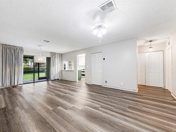 4th image of 9139 Vineyard Lake Drive