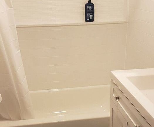 5th image of 6834 Dunsmuir Ave #7